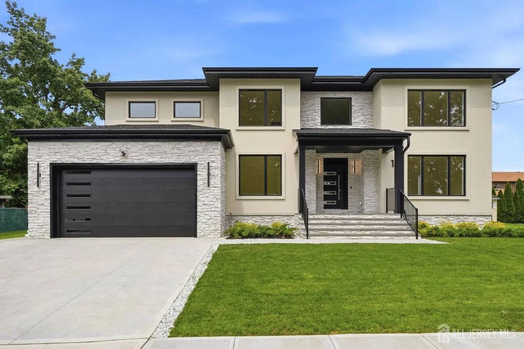 11 Gordon Avenue, Spotswood