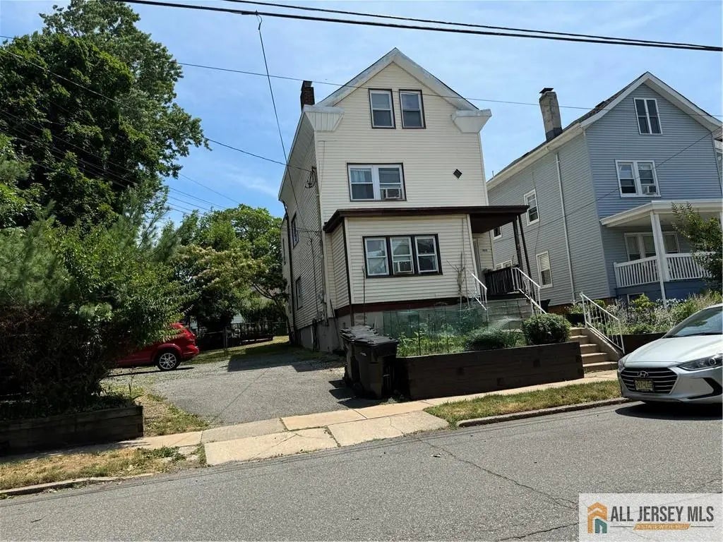 423 Cedar Avenue, Highland Park