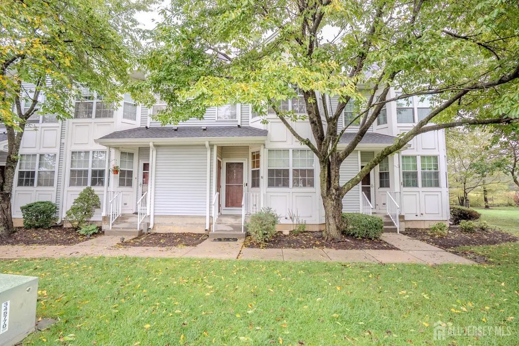702 Blossom Circle, South Brunswick