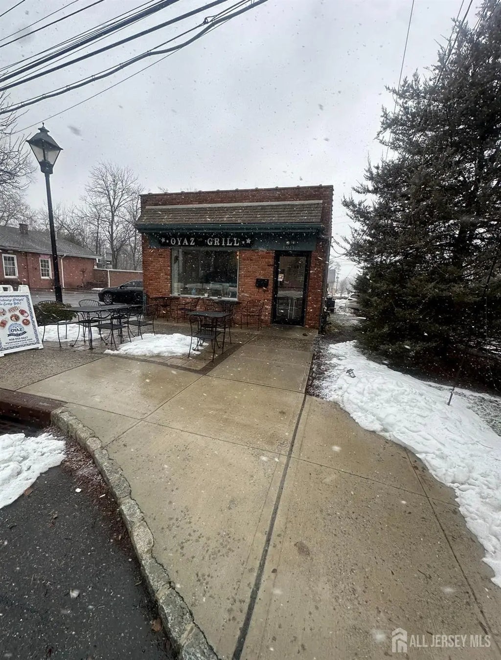 1911 Long Hill Road, Long Hill