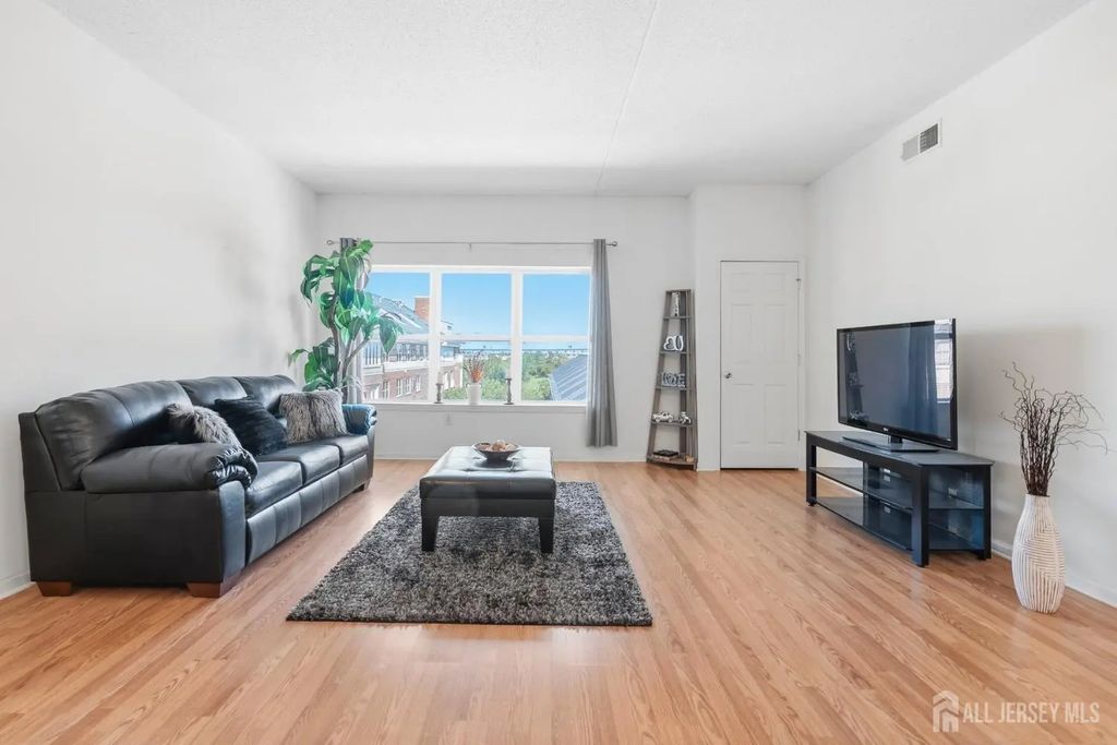 358 Rector Street, Perth Amboy