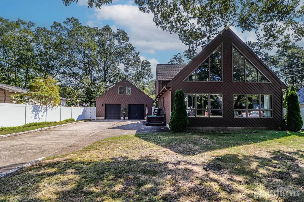 1303 Cypress Street, Lacey