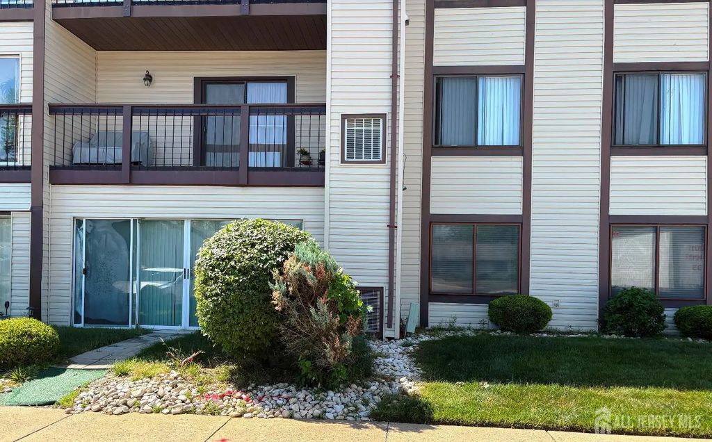 278 Crosse Drive, Monroe