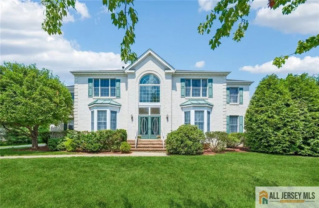 2 Chamberlin Court, Cranbury
