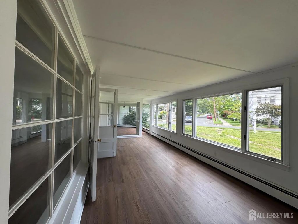 200 Cedar Avenue, Highland Park