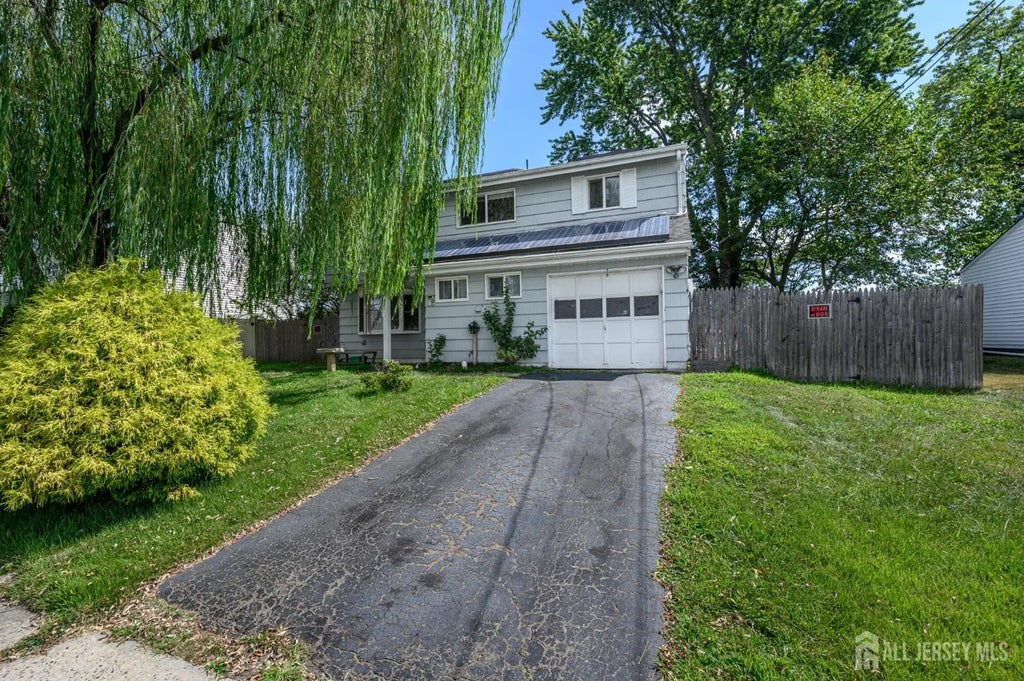 16 Gerard Avenue, Old Bridge