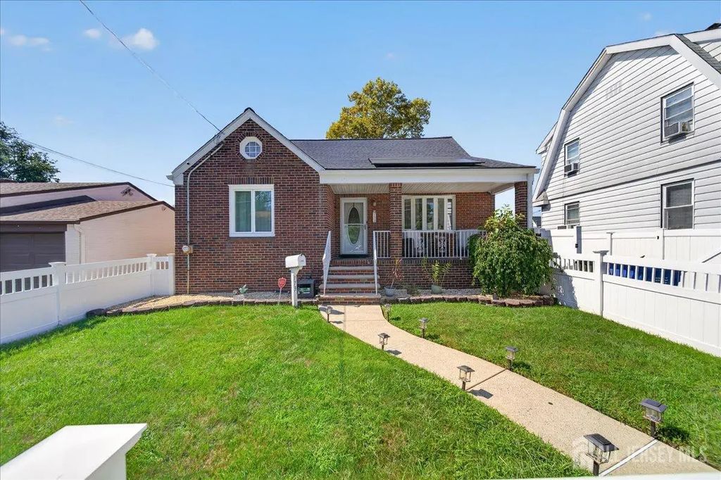 173 Liberty Street, Fords