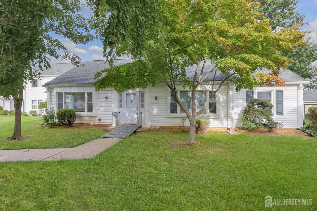 487 Somerset Lane, Jamesburg