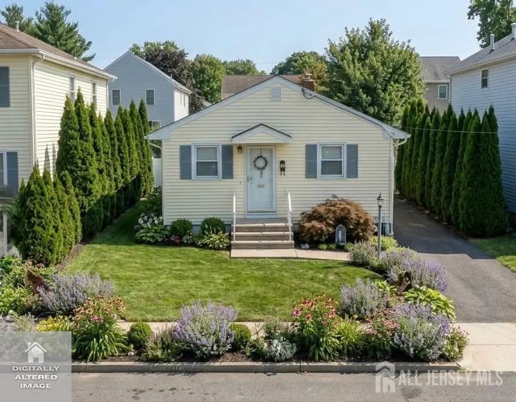 114 Maple Street, Colonia