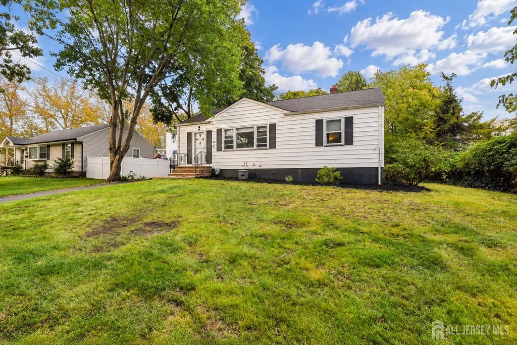 163 Albert Avenue, Milltown