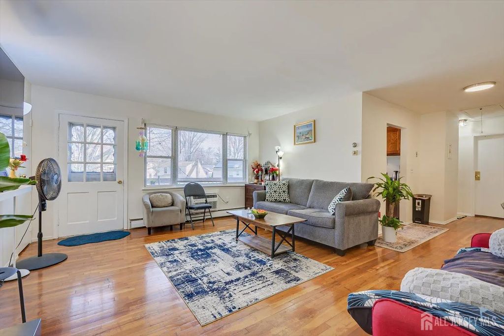 55 Gill Lane, Iselin