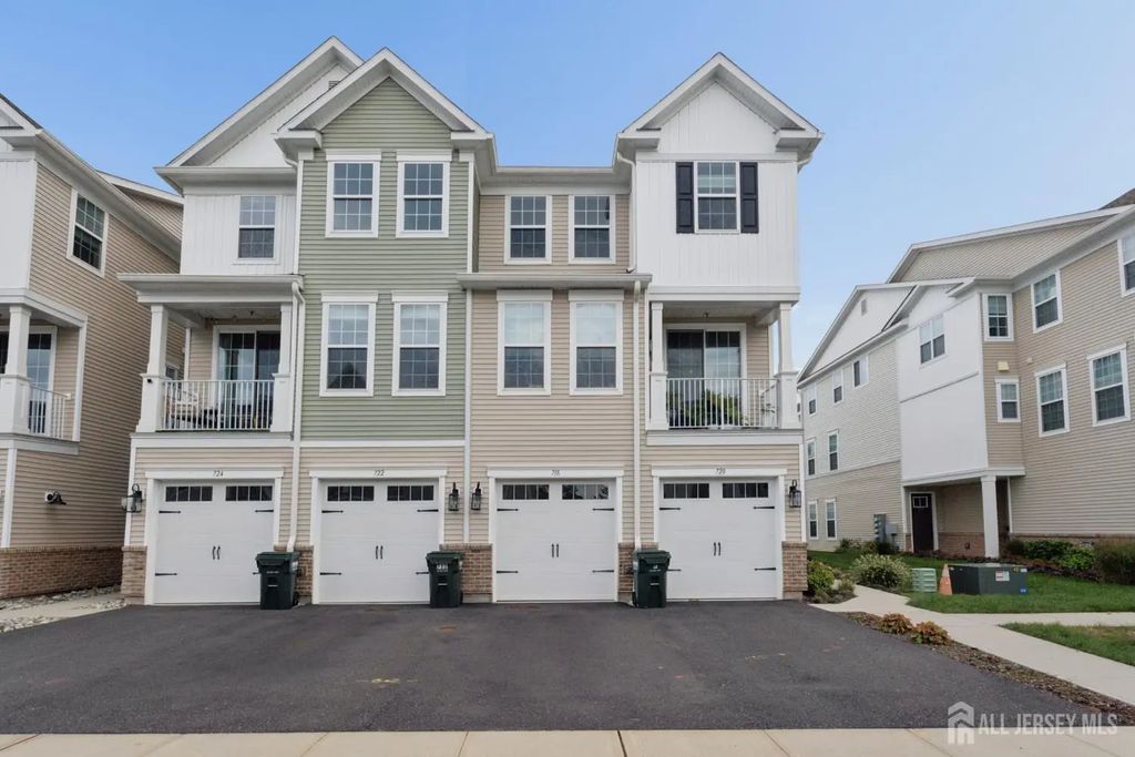 718 Station Road, Dunellen