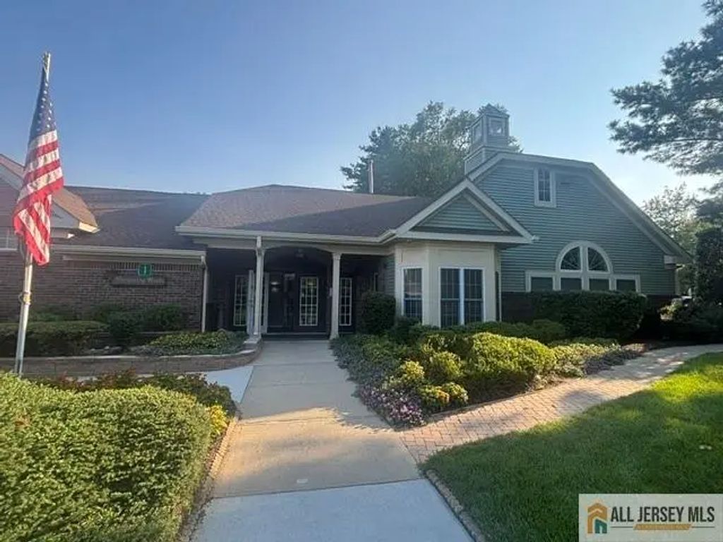 6221 Cedar Court, South Brunswick