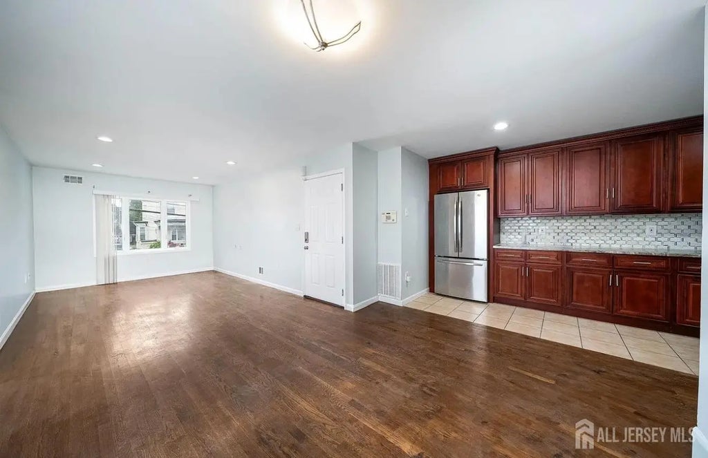 22 Linden Avenue, Jersey City