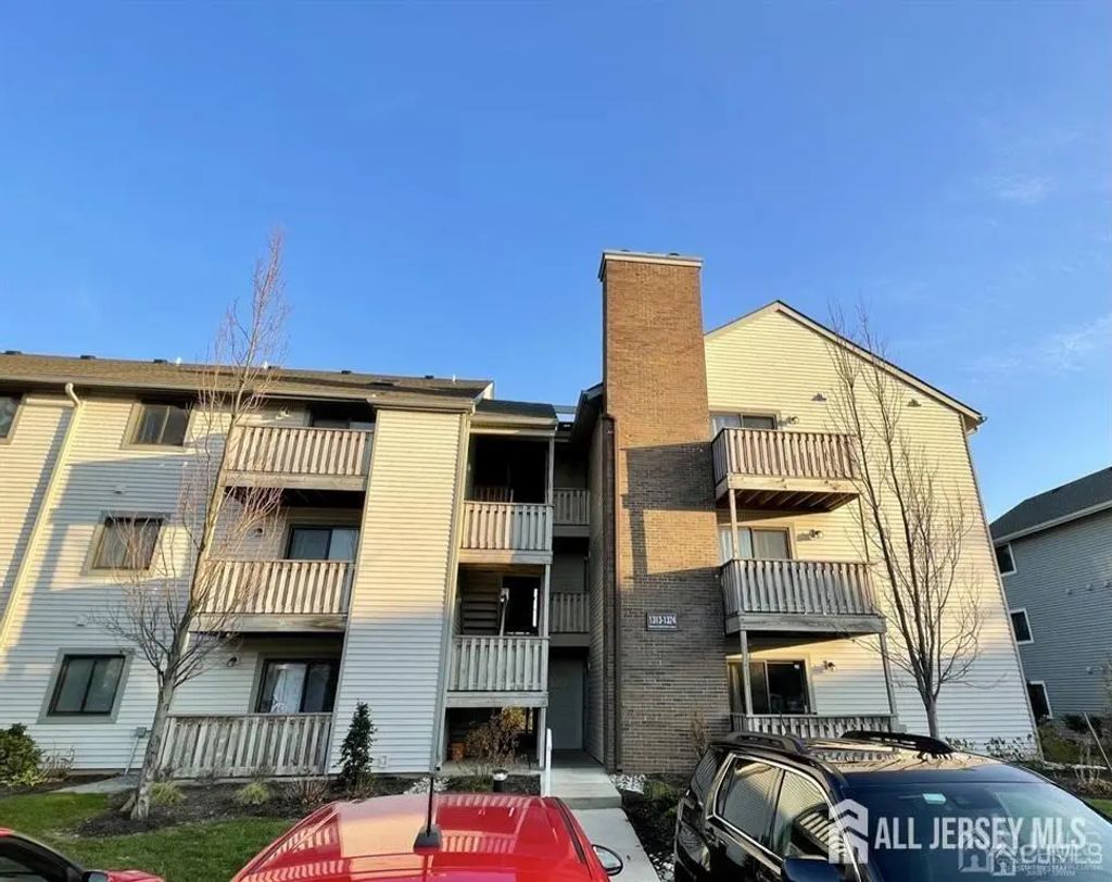 1323 Ravens Crest Drive, Plainsboro