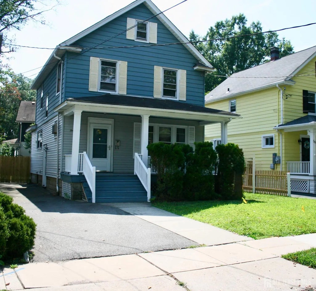 48 W Hazelwood Avenue, Rahway