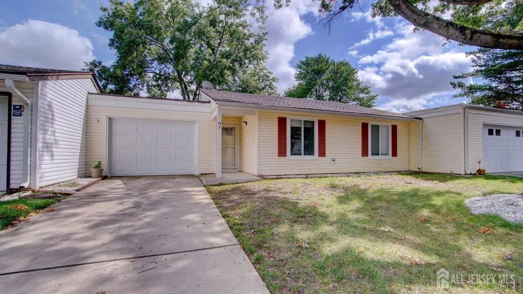 94 Salix Plaza, Monroe