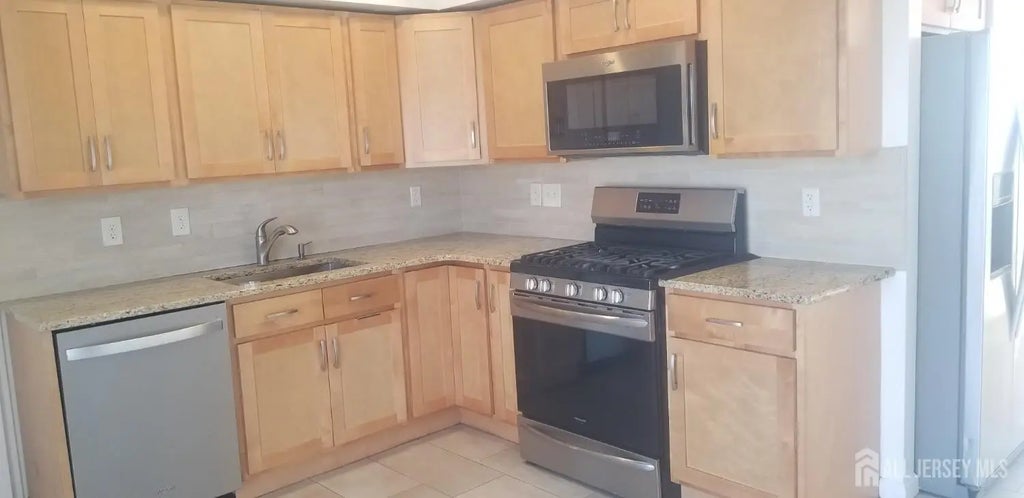 44 Judson Street, Edison