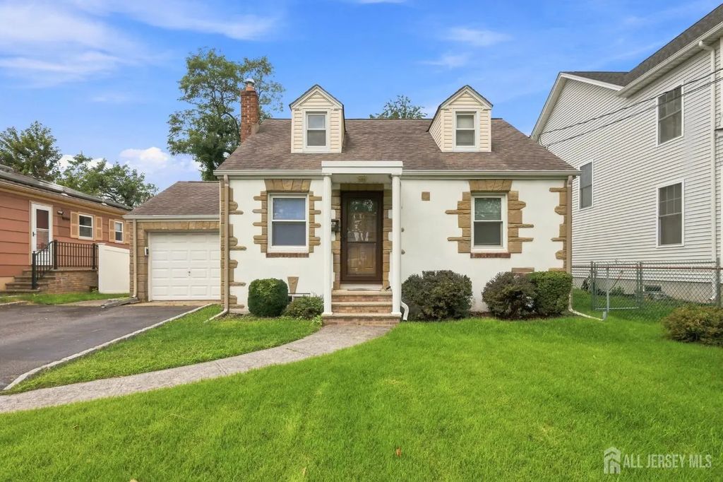 301 Central Avenue, Metuchen
