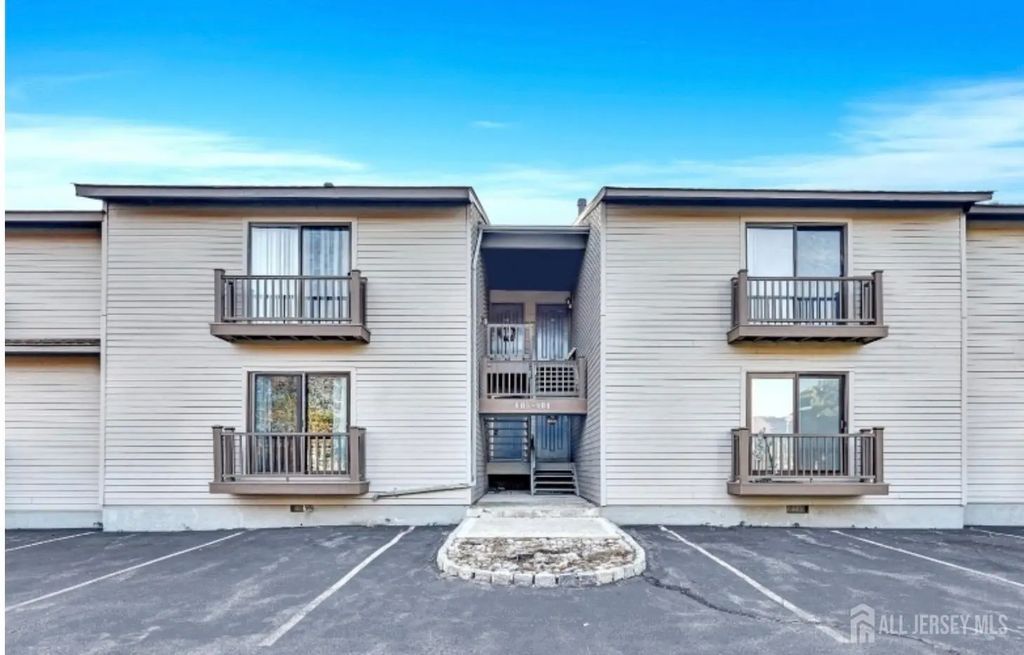 905 Spruce Hills Drive Drive, Glen Gardner