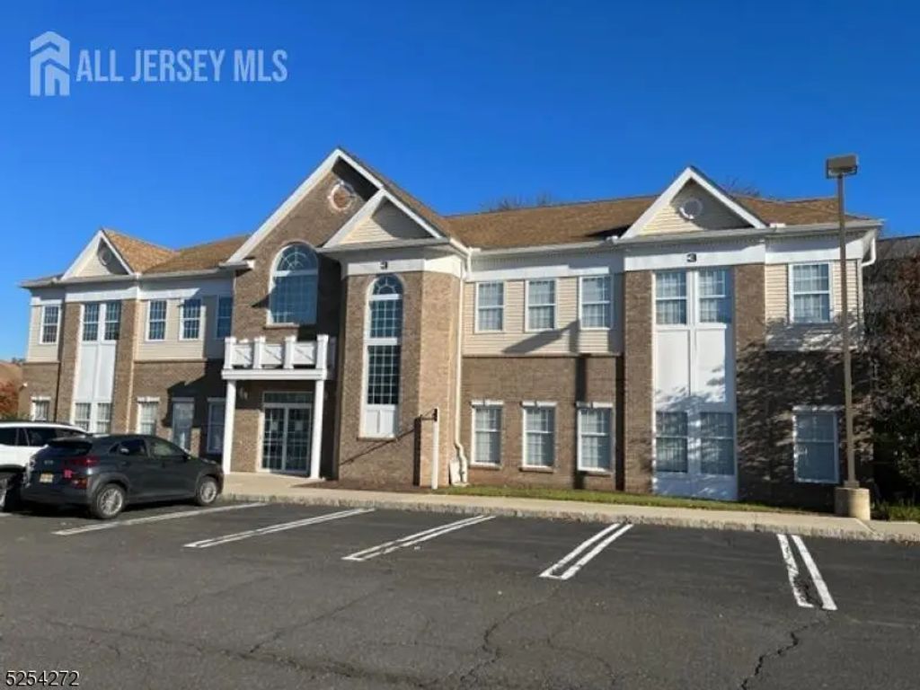 8 Wills Way 4, Piscataway