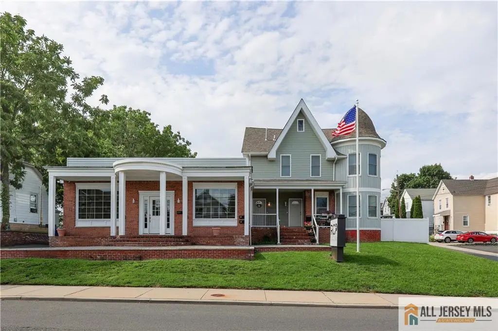 215 Washington Road 1, Sayreville