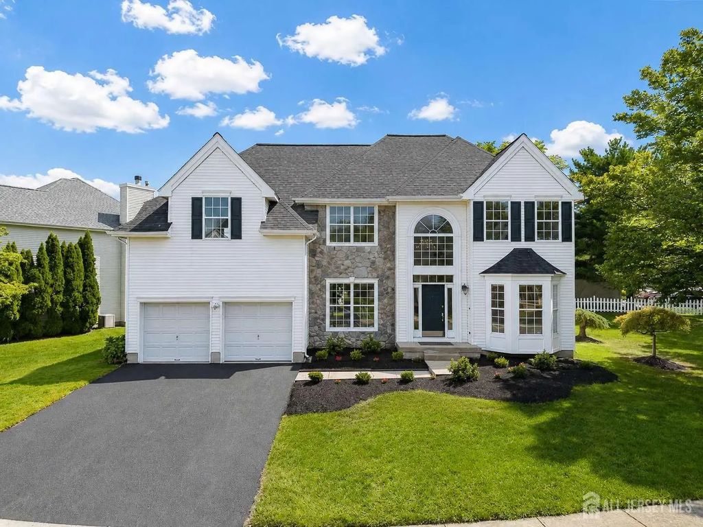 4 Sequoia Drive, South Brunswick