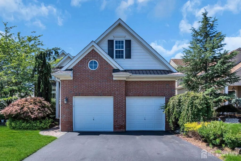 10 Nappa Court, Monroe