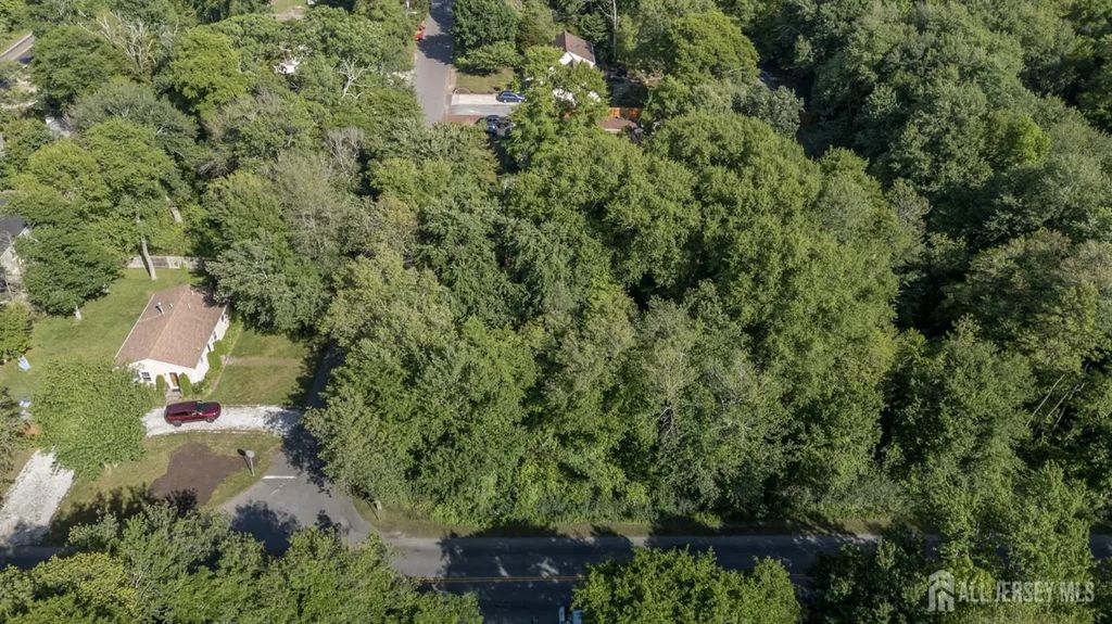 50 Bonita Road, Ocean Twp