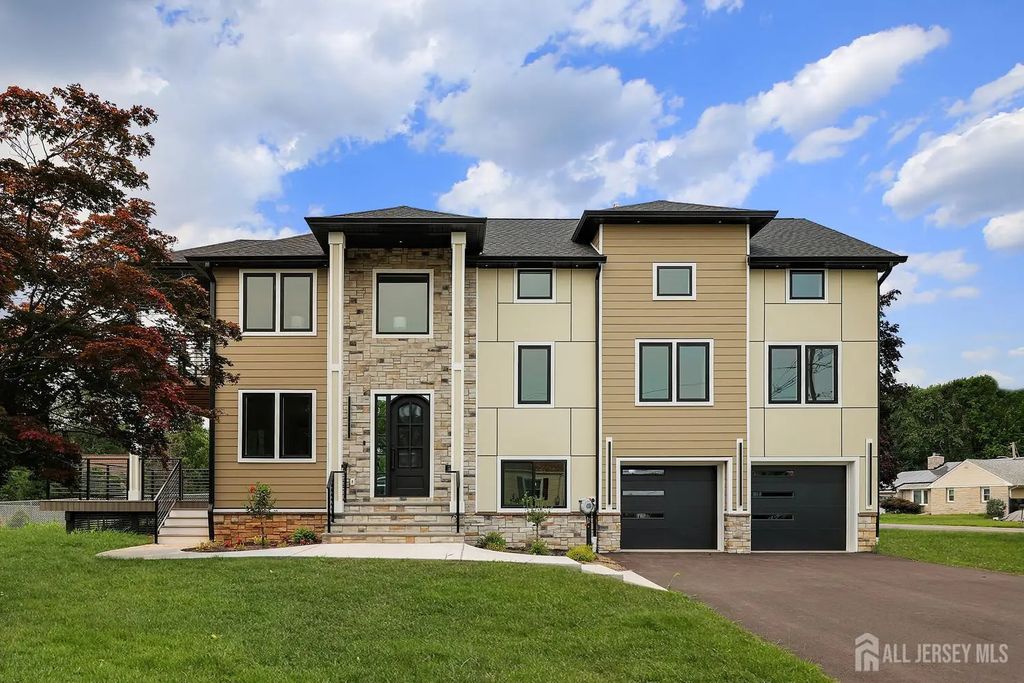 141 Lund Avenue, Edison