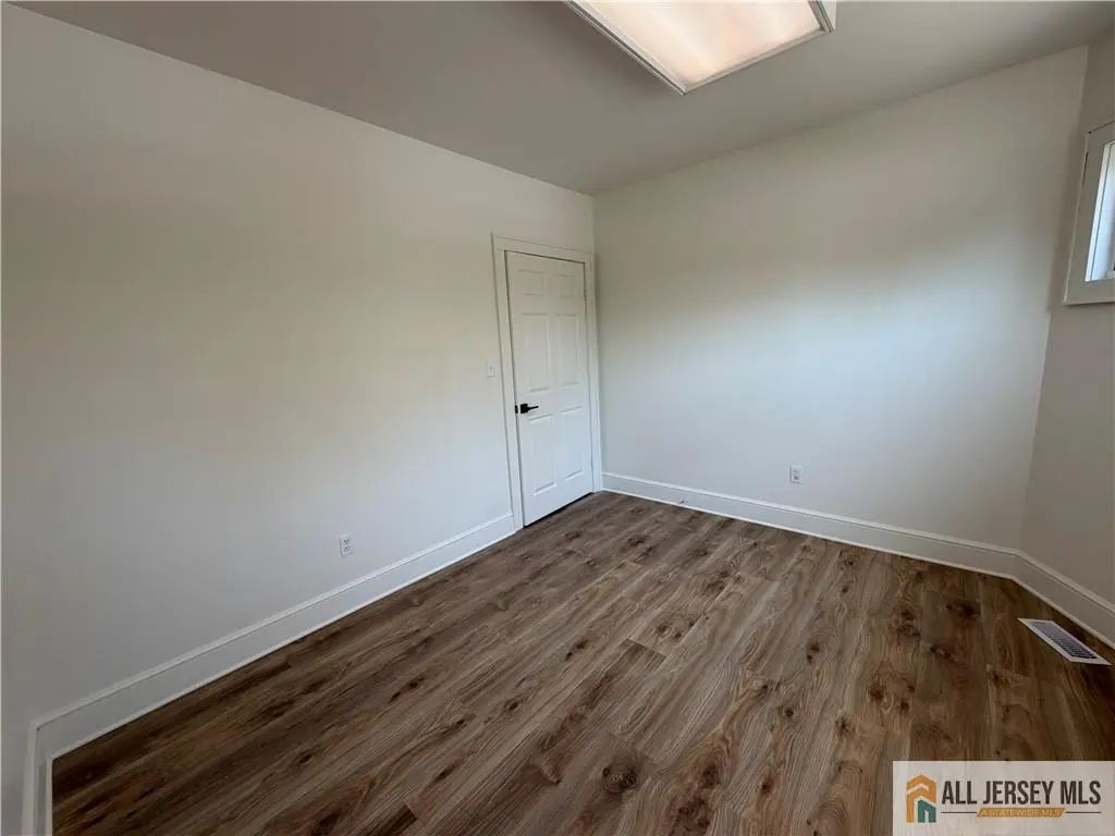 129 S Plainfield Avenue 3, South Plainfield