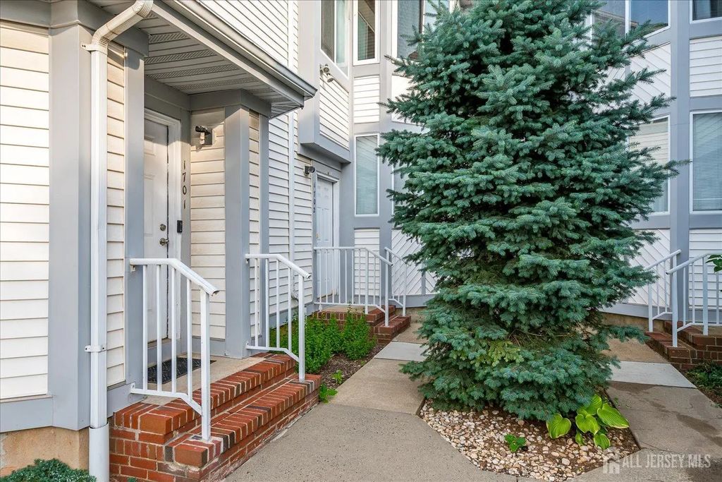 1702 Amanda Court, Piscataway