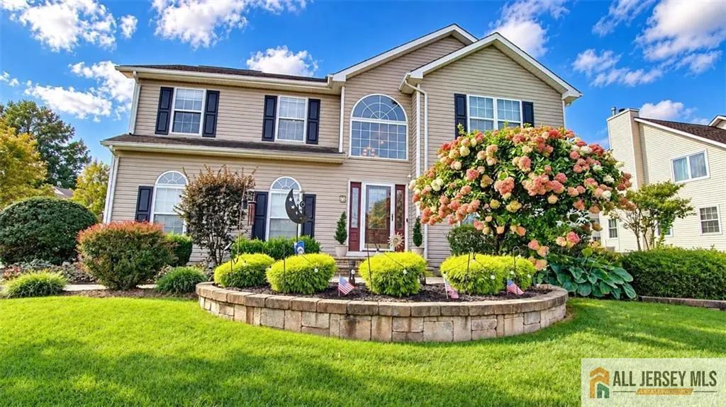 21 Samantha Circle, Old Bridge