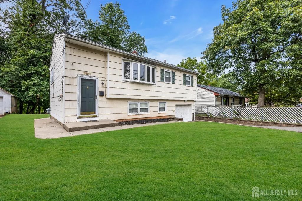 396 S 7th Avenue S, Highland Park