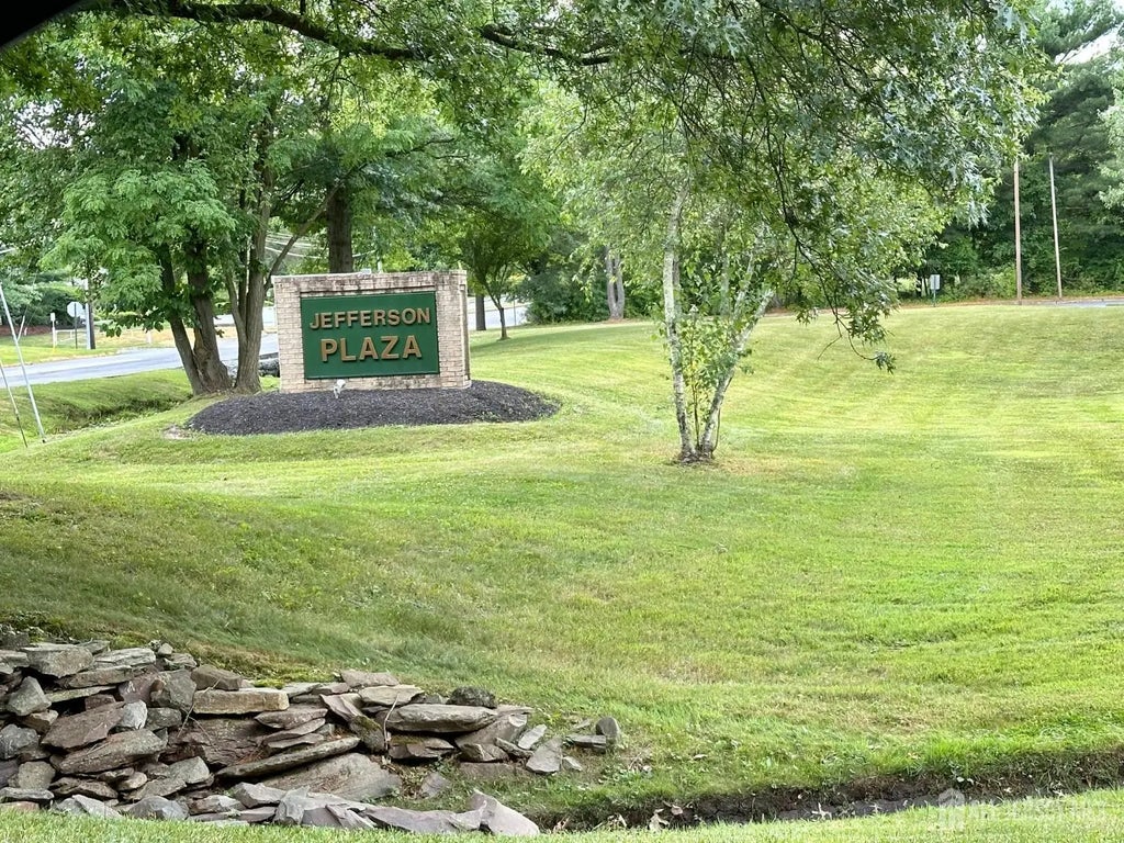 32 Jefferson Plaza 1, Middlesex