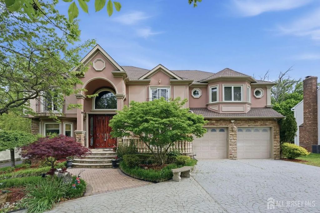 3945 Park Avenue, Edison