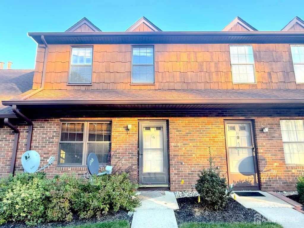 16 Quail Run Road, Jamesburg