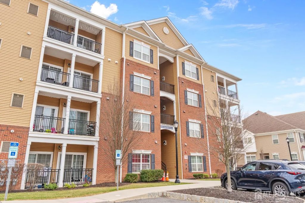 427 Micali Way, South Plainfield