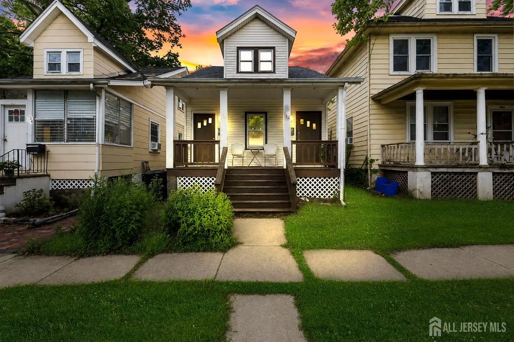 32 S 7th Avenue S, Highland Park