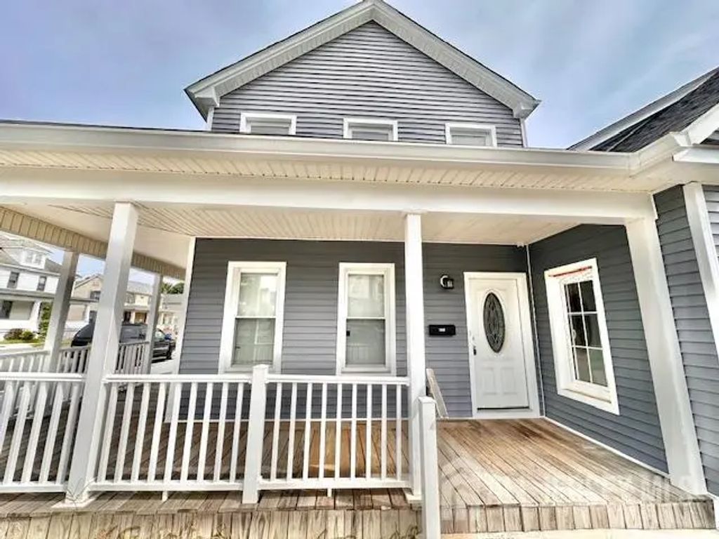 101 S Pine Avenue, South Amboy