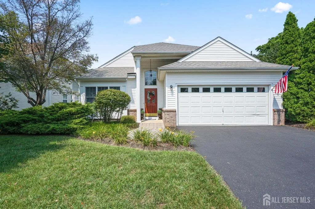 52 Vineyard Court, Monroe