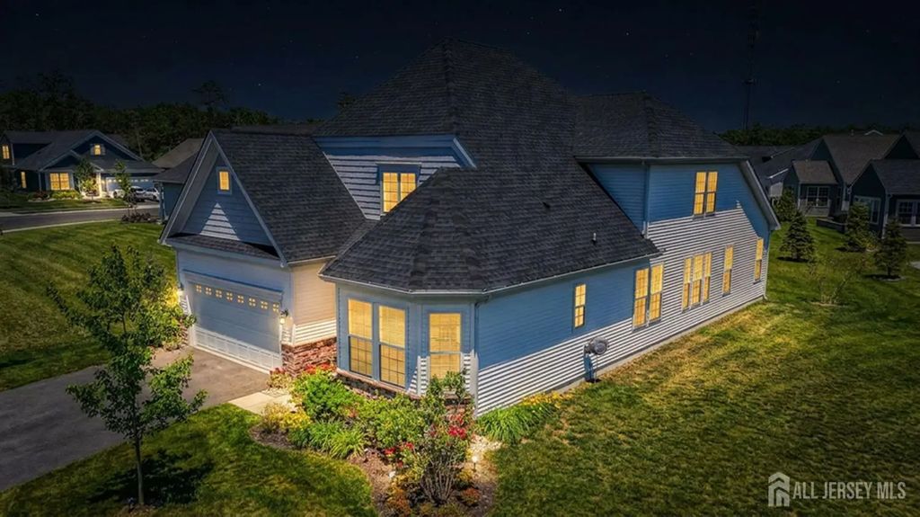 33 Samuel Drive, Barnegat