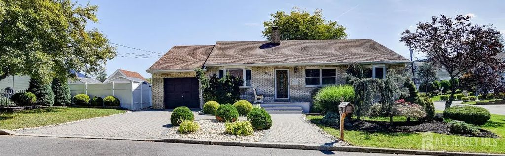 278 Britton Avenue, Old Bridge