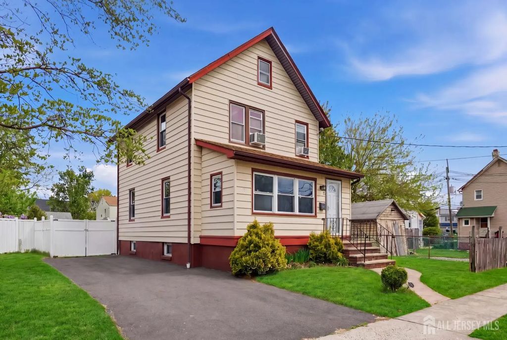 2 Lillian Terrace, Woodbridge Proper
