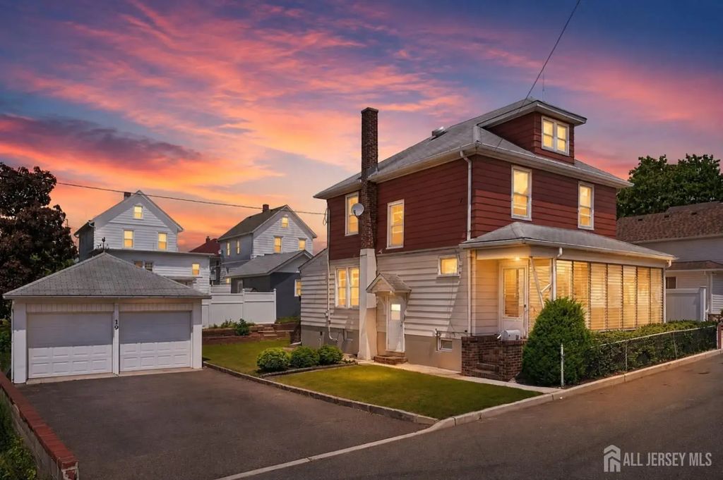19 Church Street, Sayreville