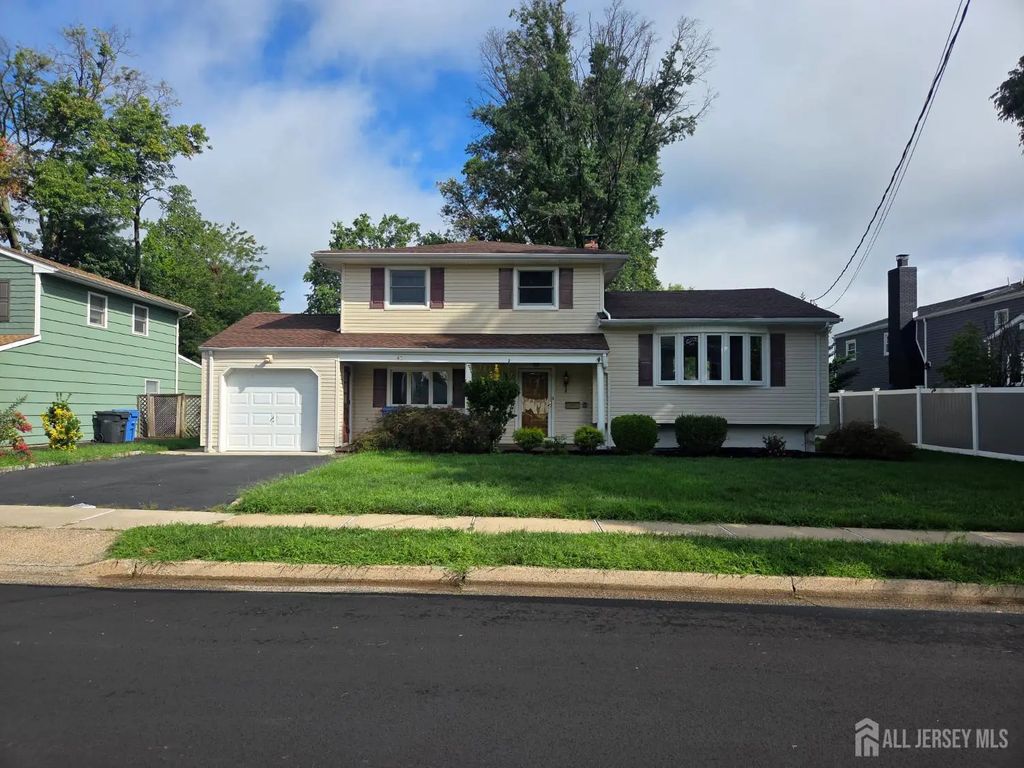 43 Connor Avenue, Metuchen