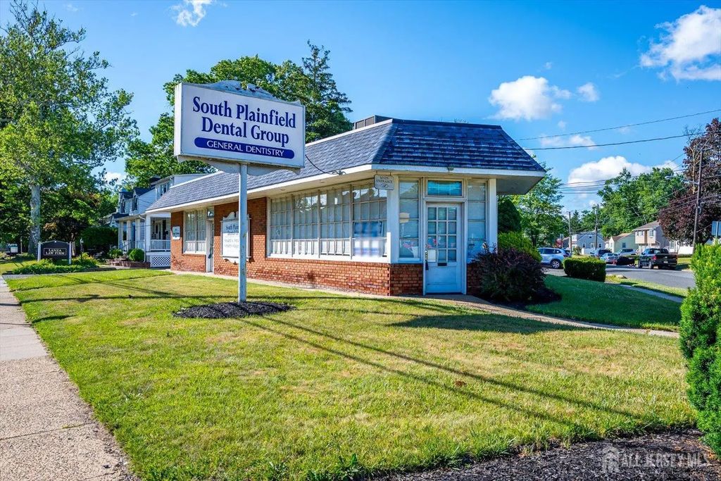 2412 Plainfield Avenue 1, South Plainfield