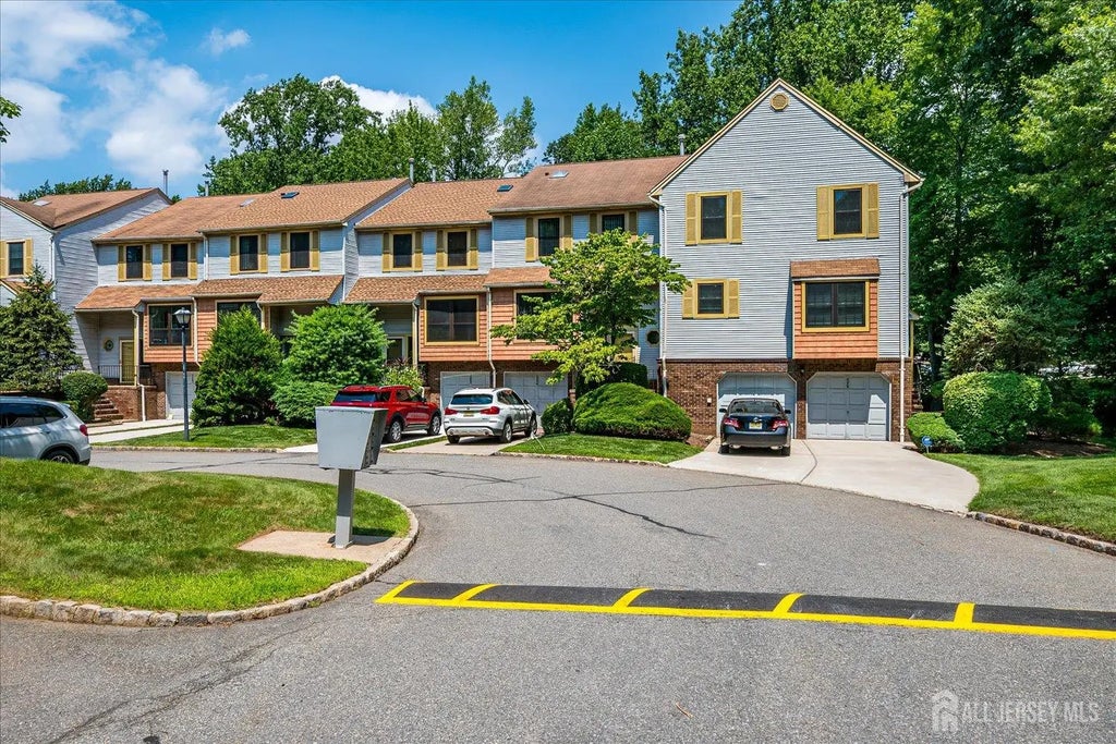 4807 Stonehedge Road, Edison