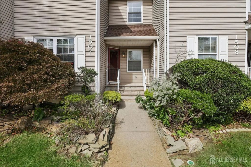 1507 Wagon Wheel Court, Freehold Twp