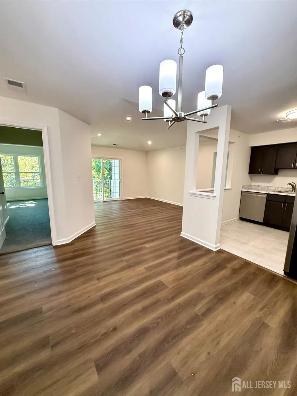 1238 Waterford Drive, Edison